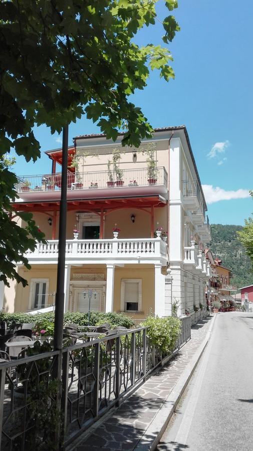 Hotel Mazzocca Caramanico Terme Extérieur photo